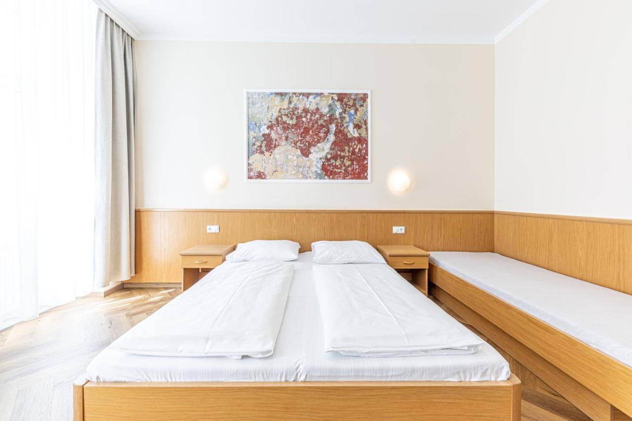 Pension Fünfhaus Viena Exterior foto