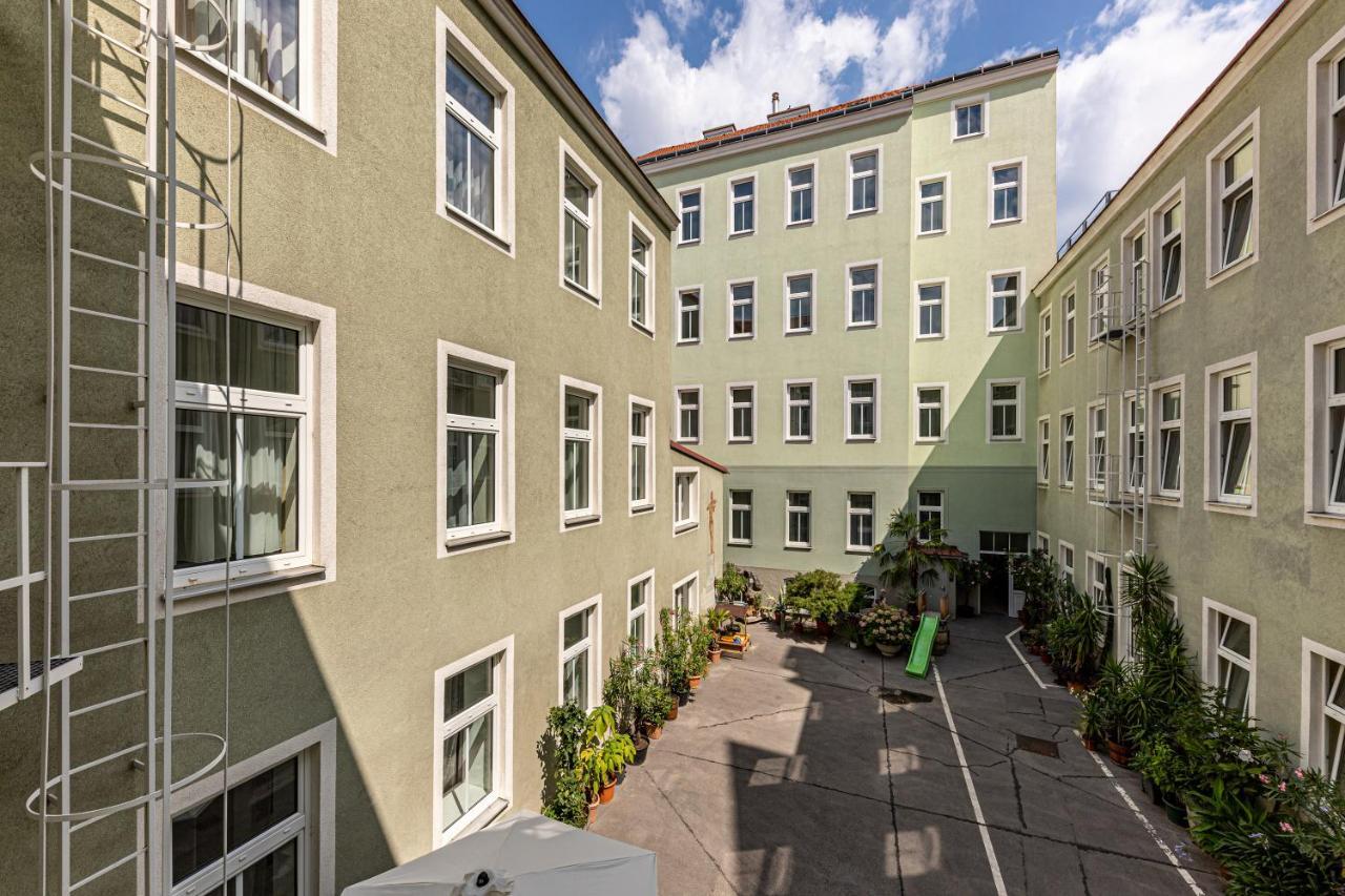 Pension Fünfhaus Viena Exterior foto